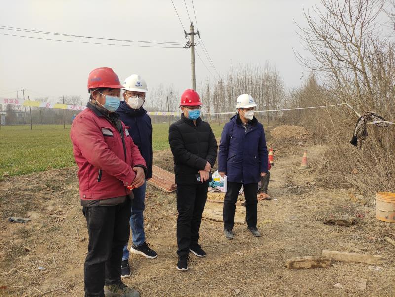 夏總檢查.jpg 夏總檢查.jpg